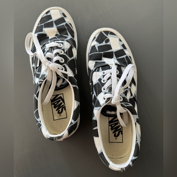 VANS Off The Wall - Picture 1 of 7